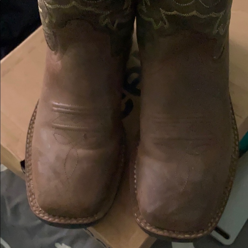 Old west Size 2.5-D Boy Boots